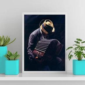 Quadro Homem Tocando Acordeon 24X18Cm Com Vidro - Branca