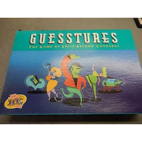 Jogo de Tabuleiro Hasbro Guesstures - The Game of Split-Second Charades
