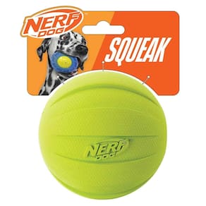 Brinquedo Rubber Ball Dog Nerf Dog com guincho de 10 cm de diâmetro. Verde