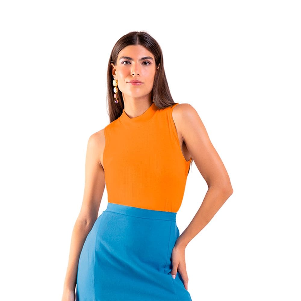 Blusa Feminina Cavada Gola Alta Malha Canelada