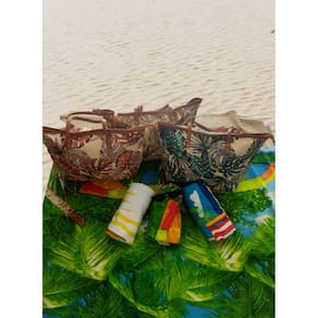 kit praia Bolsa tropical e toalha G colorida