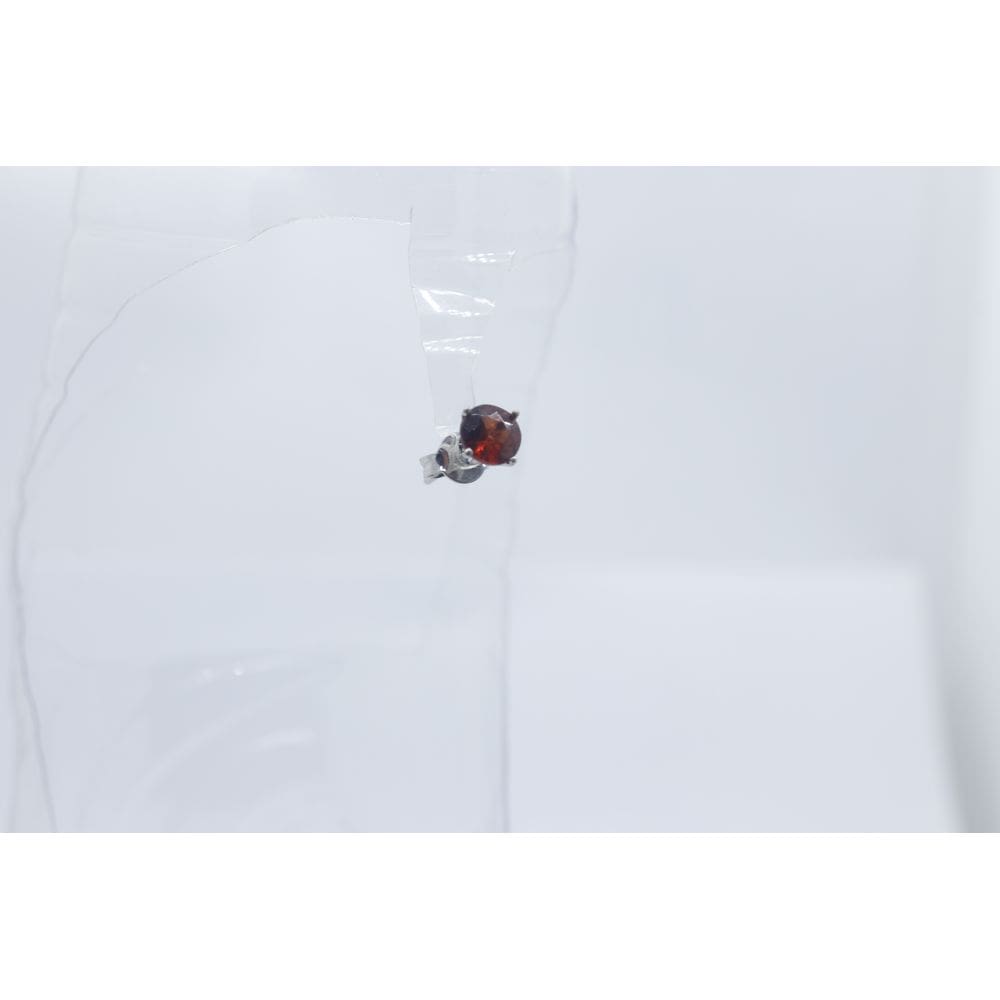 Brinco Solitário De Granada Vermelha  Ouro Branco 18k J23836