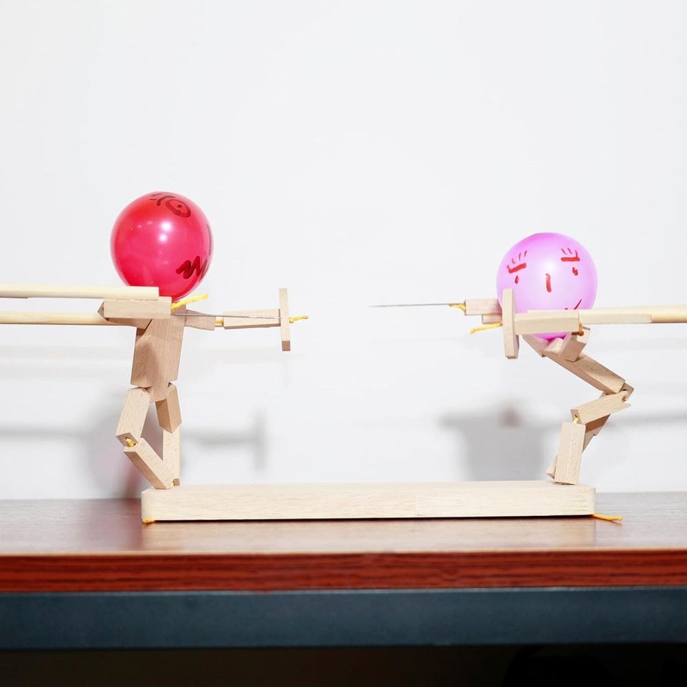 Jogo de Tabuleiro Mystoneer Balloon Bamboo Battle Fencing Puppets
