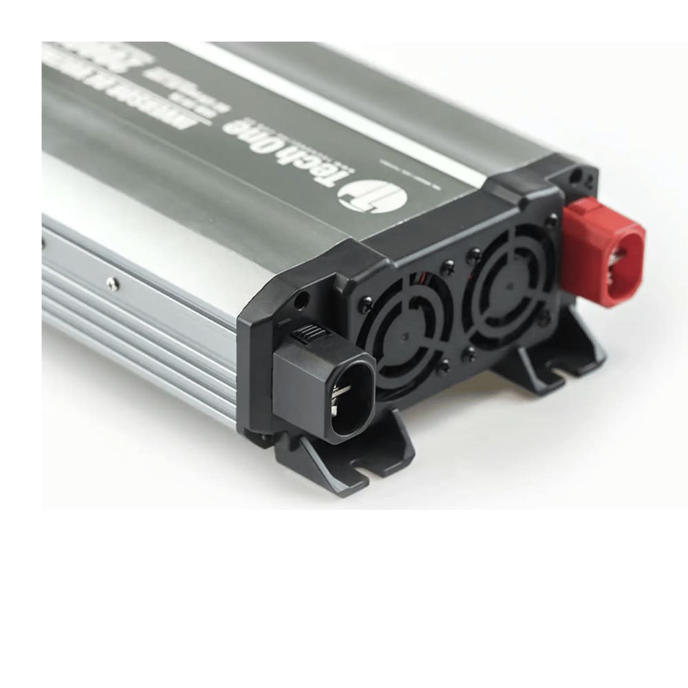 Inversor de Voltagem Techone Line 2000W Pico 1000W Nominal 12V-110V