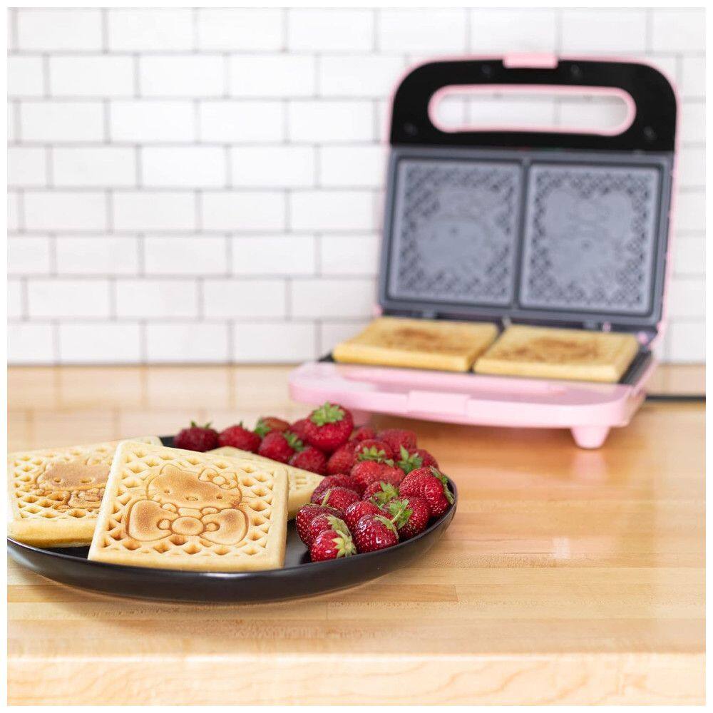Máquina de Waffles, Tema Hello Kitty com Revestimento | Casas Bahia