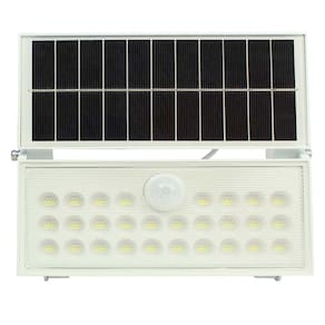 Kit 2 Refletor Led 12W 6500k Solar com Sensor Foxlux