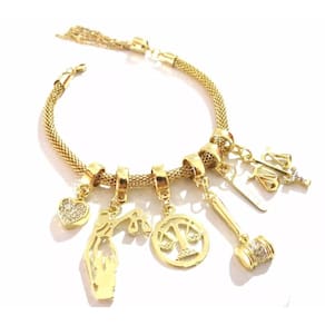 Pulseira Berloque Deusa Têmis Direito Folheado A Ouro 18k