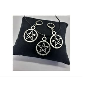 Conjunto Colar E Brinco Pentagrama Prateado Pequeno Delicado