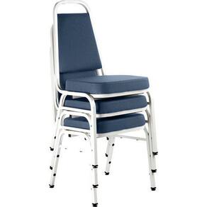 Kit com 3 Cadeiras Empilháveis Linha Hotel Plus Azul