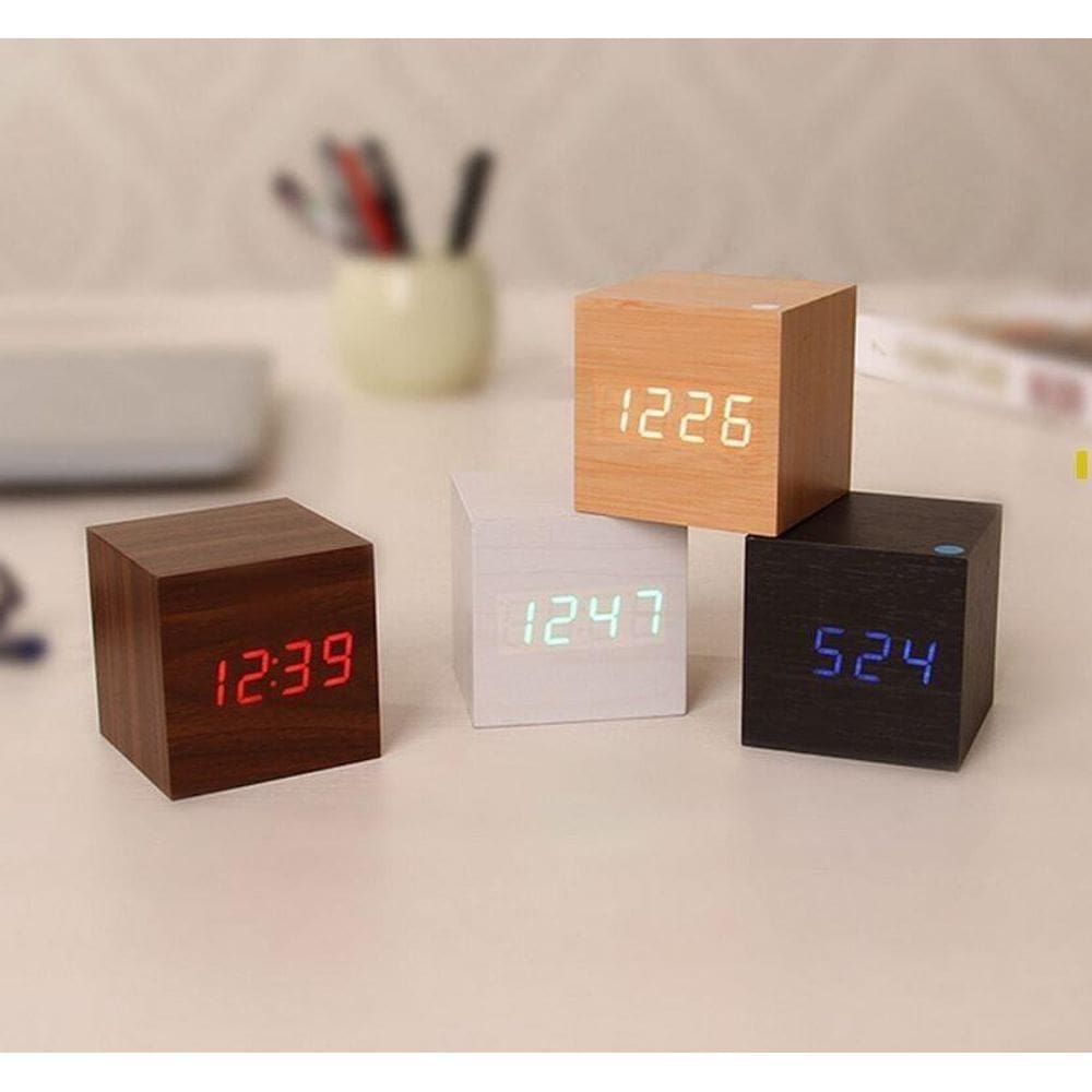 Relógio Despertador Digital Cubo Led Sound Control Mesa