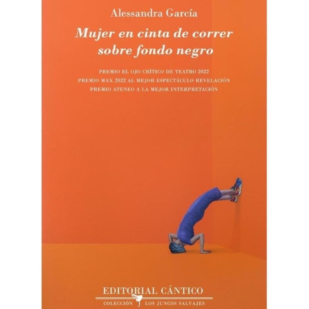 Mujer en cinta de correr sobre fondo negro - Espanhol