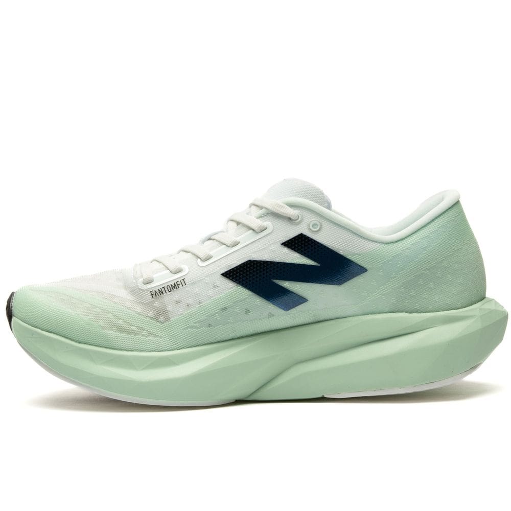 Tênis New Balance Rebel V4 Masculino