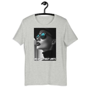 Camiseta Feminina Garota Dream Without Limits