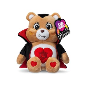 Brinquedo de pelúcia Care Bears Universal Monsters Tenderheart Dracula 9"