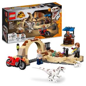 Conjunto de brinquedos LEGO Jurassic World Atrociraptor Motorcycle 76945
