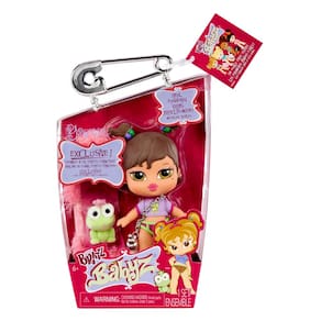 Boneca fashion Bratz Babyz Yasmin com moda real e animal de estimação