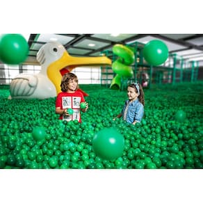Kit com 25 Bolinhas Verdes para Piscina - Não Amassam e São Seguras