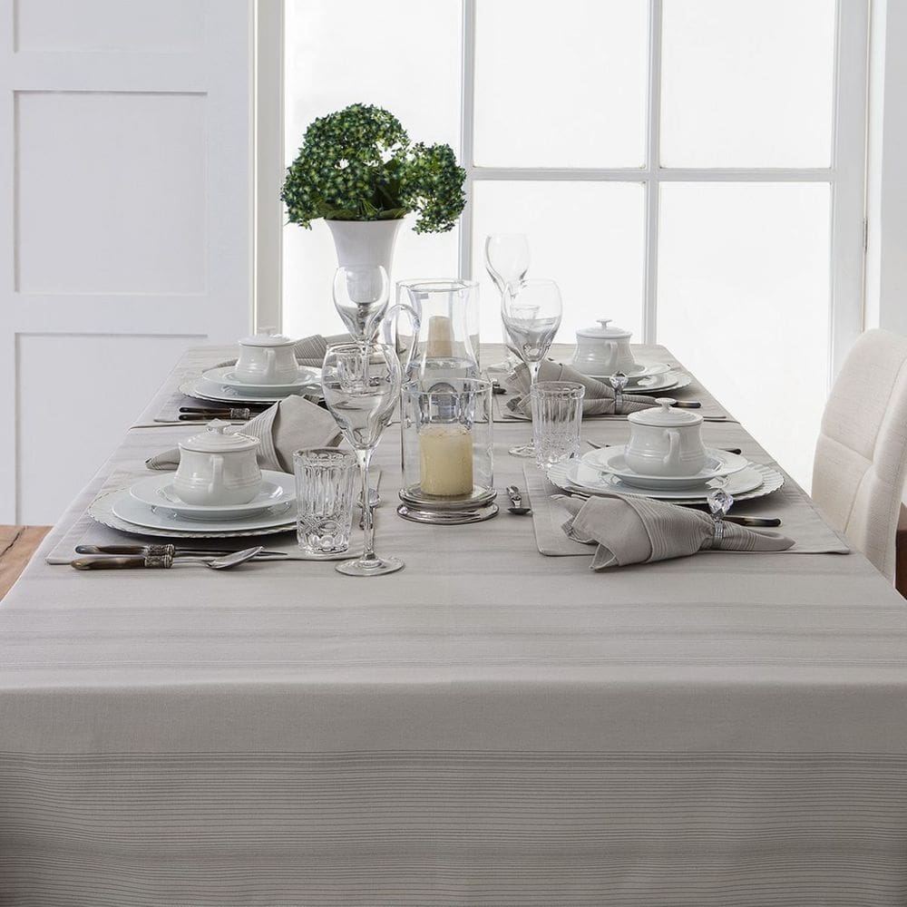 Toalha de Mesa Naturalle Limpeza Prática 1,80x2,80m Strip