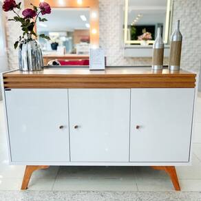 Buffet Moderno 3 Portas - Sevilha-Off white - Mavau Móveis