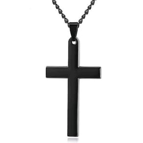 Cordão Unissex Preto 60cm Cruz 35x20mm Verniz Brilho