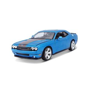 Veículo fundido sob pressão Maisto 2008 Dodge Challenger SRT8 1:24