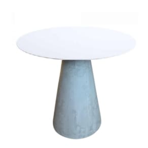 Mesa De Apoio Cone Base Cimento Texturizado - Tampo Off White 50 Cm Altura 60 Cm Branco