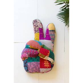 Almofada KALALOU Kantha Hand Peace Sign 23x20x34 cm