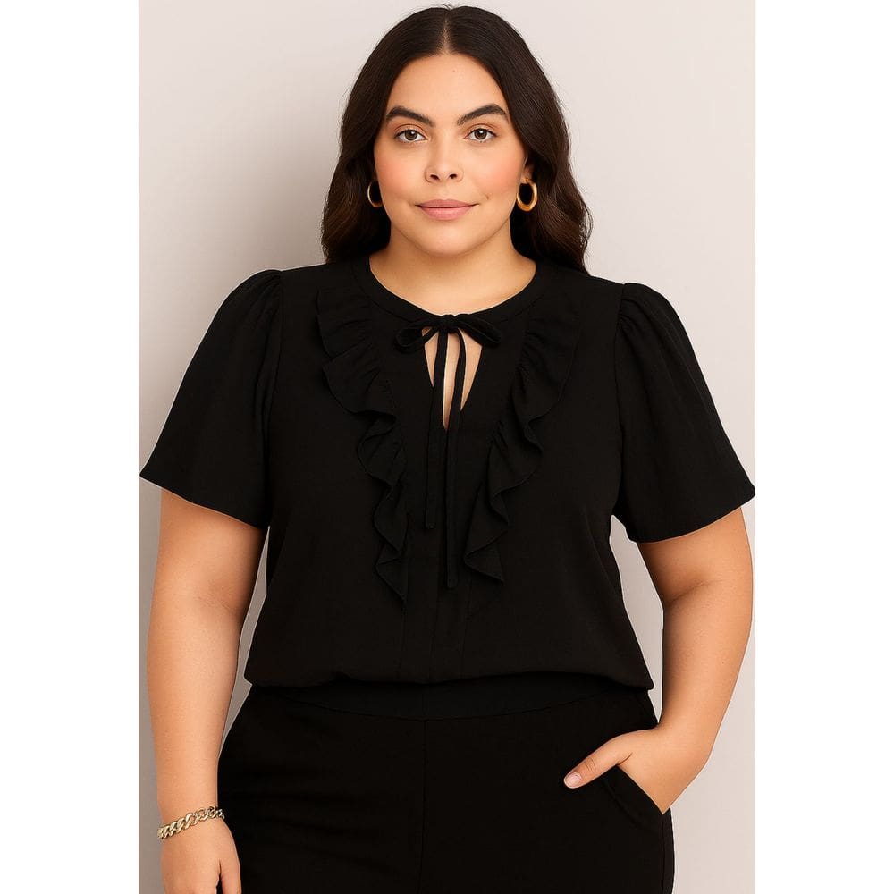 Blusa Plus Size com Babado e Decote V