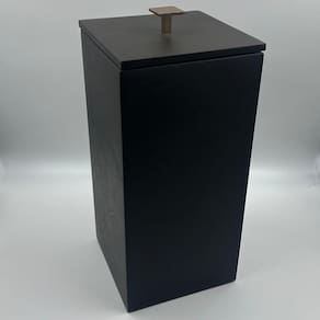 Lixeira Quadrada 5,5L em Resina Marrom Fosco - Red Gold