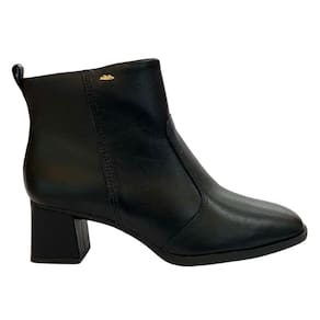 Bota Dakota D0372 Feminino Preto cano curto saltinho