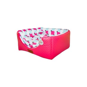 Cama Para Cachorro Toca Quadrada Em Corino + Poliéster Rosa E Lilás Média (m) 40 X 40 X 40 Cm