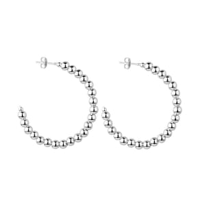 Brinco Prateado De Argola Cravejado De Bolas