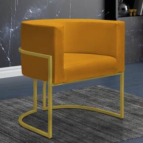 Poltrona Reforçada Decorativa Sala Nayara Base Ferro Dourado Suede