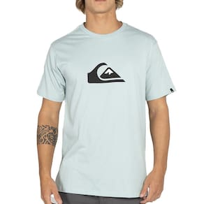 Camiseta Quiksilver Comp Logo WT25 Masculina Azul Claro
