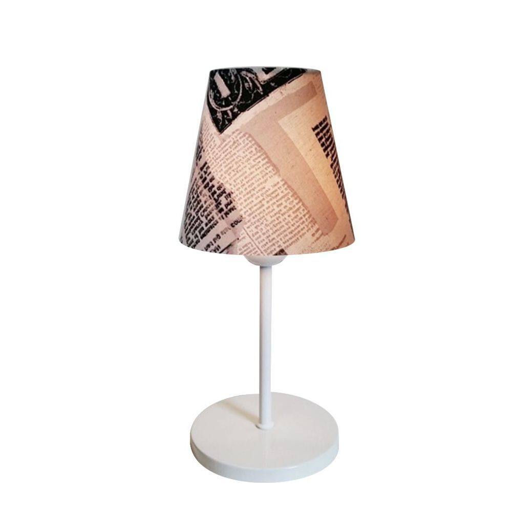 Abajur de Mesa Md-2005 Base Aluminio Branco Cúpula em Tecido Cone Ny-Jornal - Bivolt