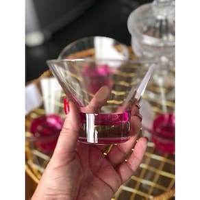 Unidade taça sobremesa Ypsilon 375ml base rosa
