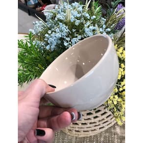 Bolw em ceramica esmaltada alto brilho cor bege