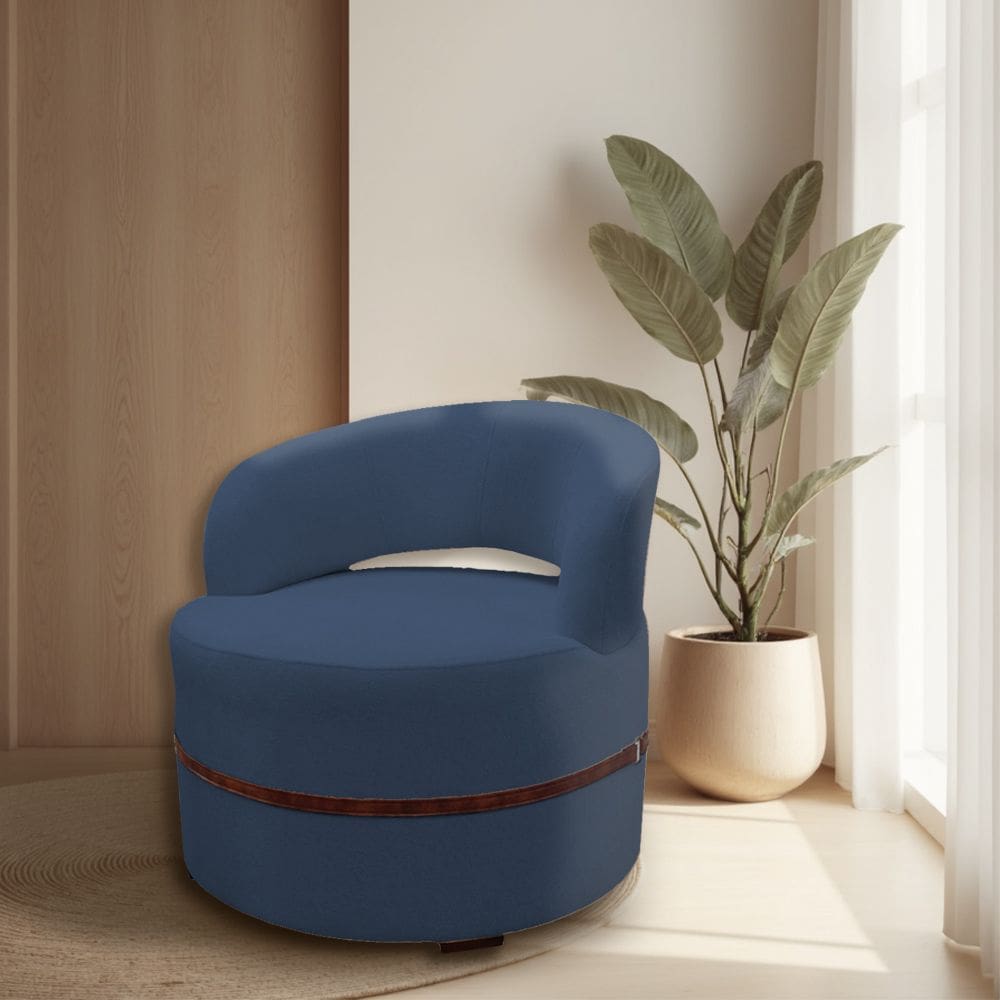 Poltrona Decorativa Luana Estofada para Sala de Estar Linho Azul