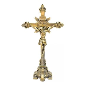Crucifixo De Mesa Grande Dourado Jesus Na Cruz Resina 54cm