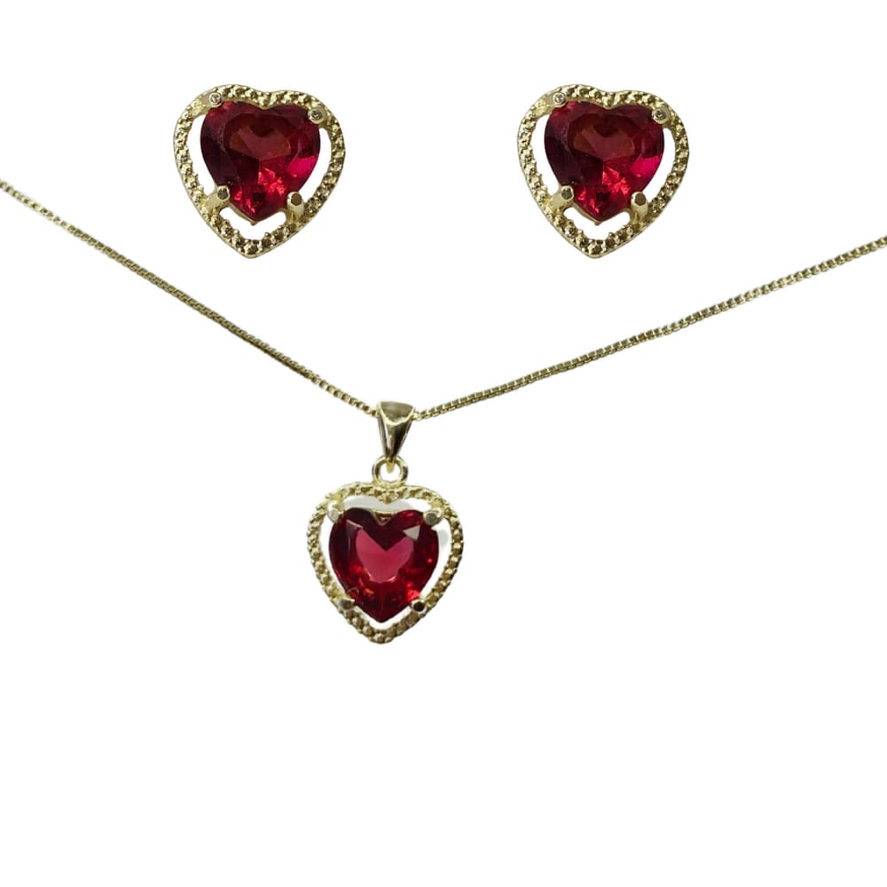 Conjunto Folheado a Ouro com Pingente e Brincos de Coração