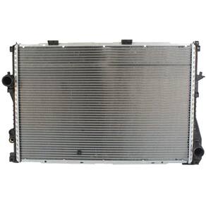 Radiador De Agua - Bmw 5 E39 1994 A 2001 / Bmw 7 E38 1995 A 1999 - Cr 281 000P