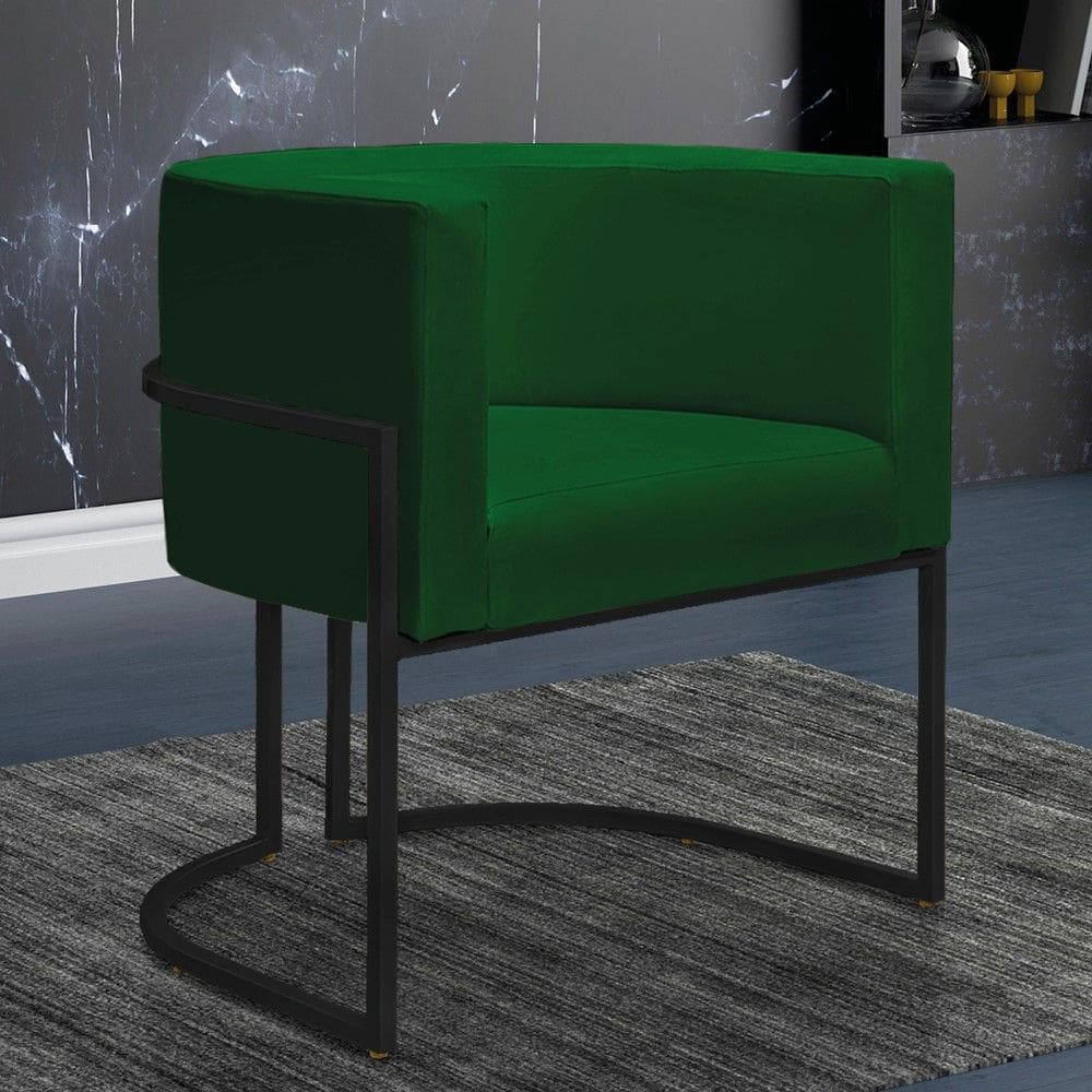 Poltrona Reforçada Decorativa Sala Nayara Base Ferro Preto Suede Verde