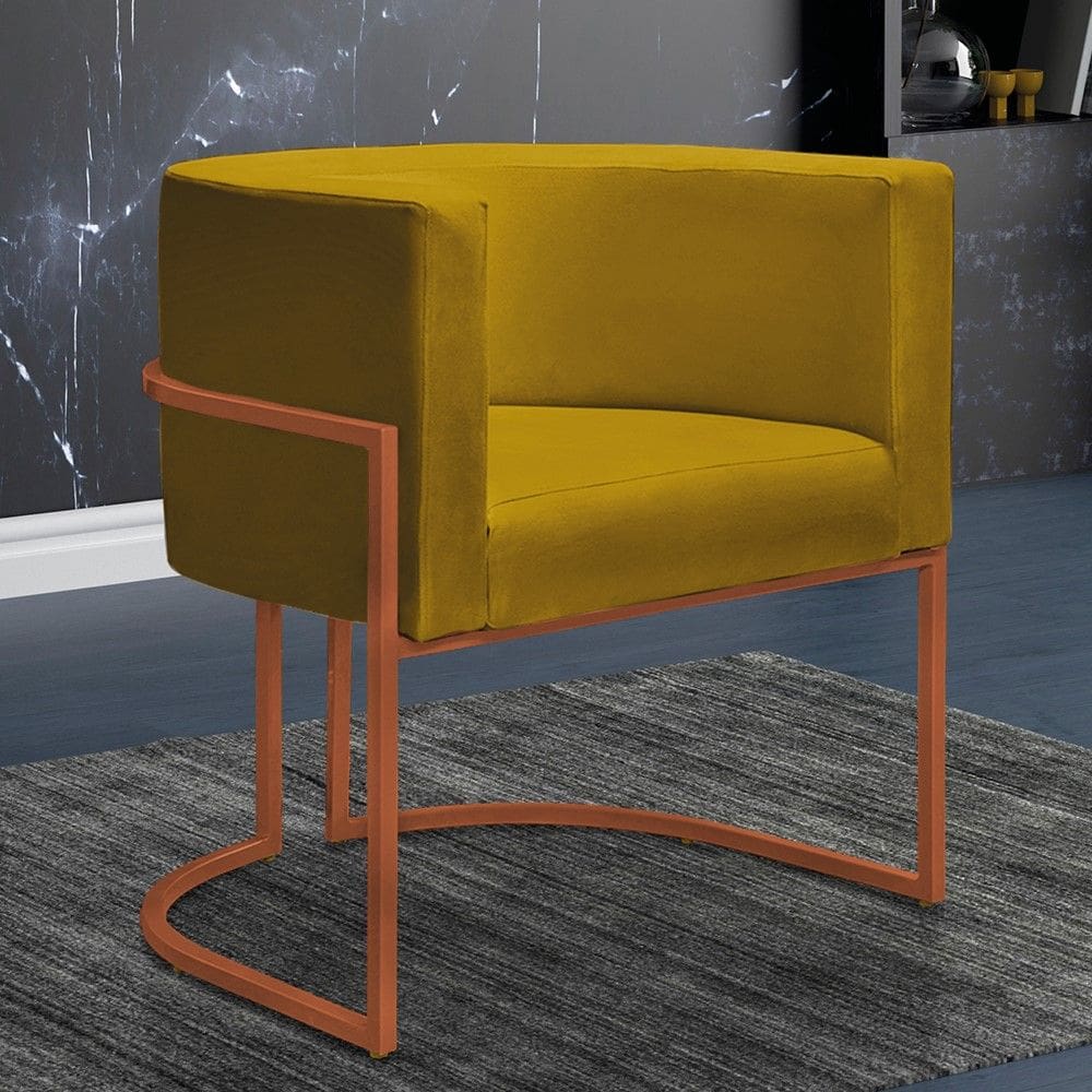Poltrona Reforçada Decorativa Sala Nayara Base Ferro Bronze Suede Amarelo