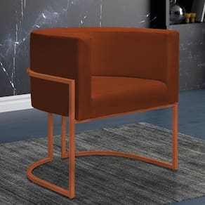 Poltrona Reforçada Decorativa Sala Nayara Base Ferro Bronze Suede Terracota