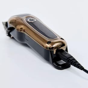 Maquina De Cabelo Profissional Com Potência E Leveza