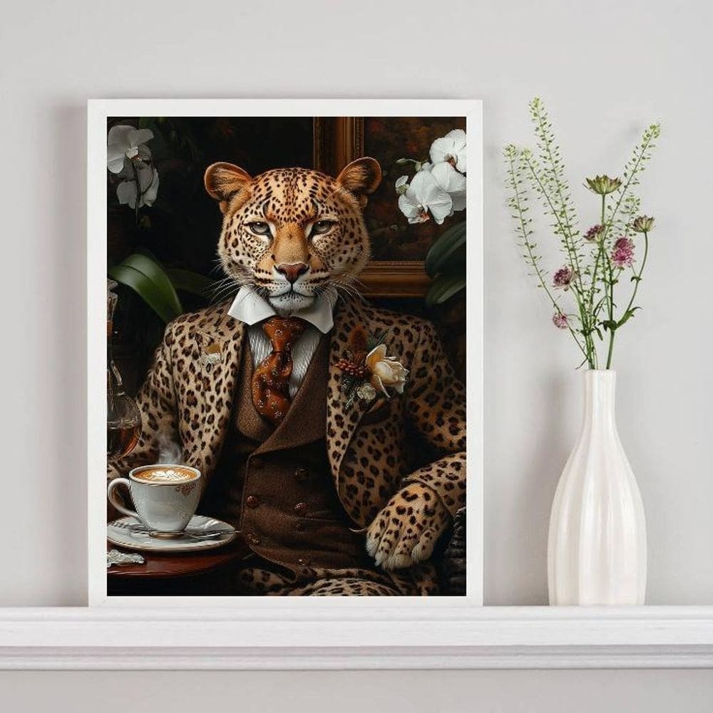 Quadro Onça Elegante Tomando Café 24X18Cm - Com Vidro