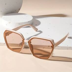 Oculos de Sol Feminino Quadrado Grande Clássico Bege com Proteção UV