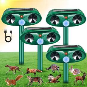 Pacote com 4 repelentes solares ultrassônicos para gatos e cervos