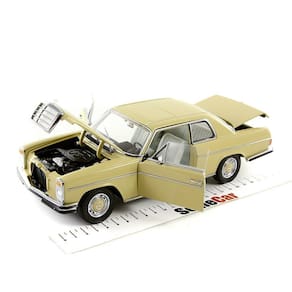 Miniatura Mercedez Benz Strike 8 Coupe 1/18 Sun Star Metal
