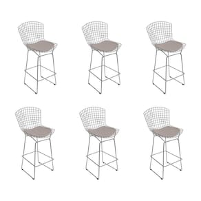 Kit 6 Banquetas Bistrô Bertoia Cromada D60 Com Assento Sintético Bege Cor Cinza